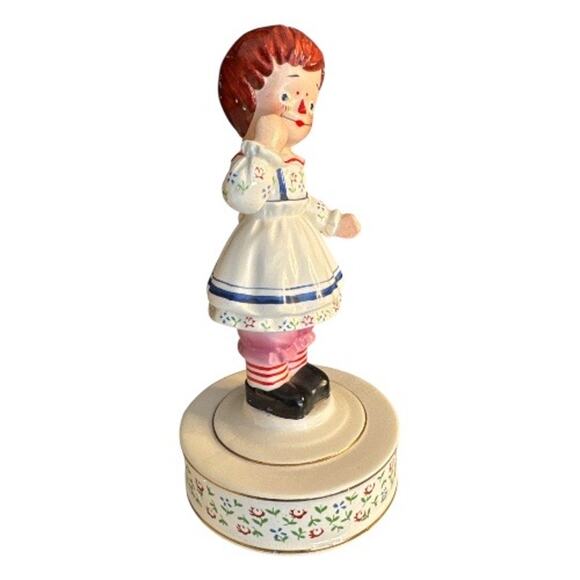 Vintage 1971 Bobbs Merrill Raggefy Ann Figurine Music Box Toyland - Picture 2 of 10
